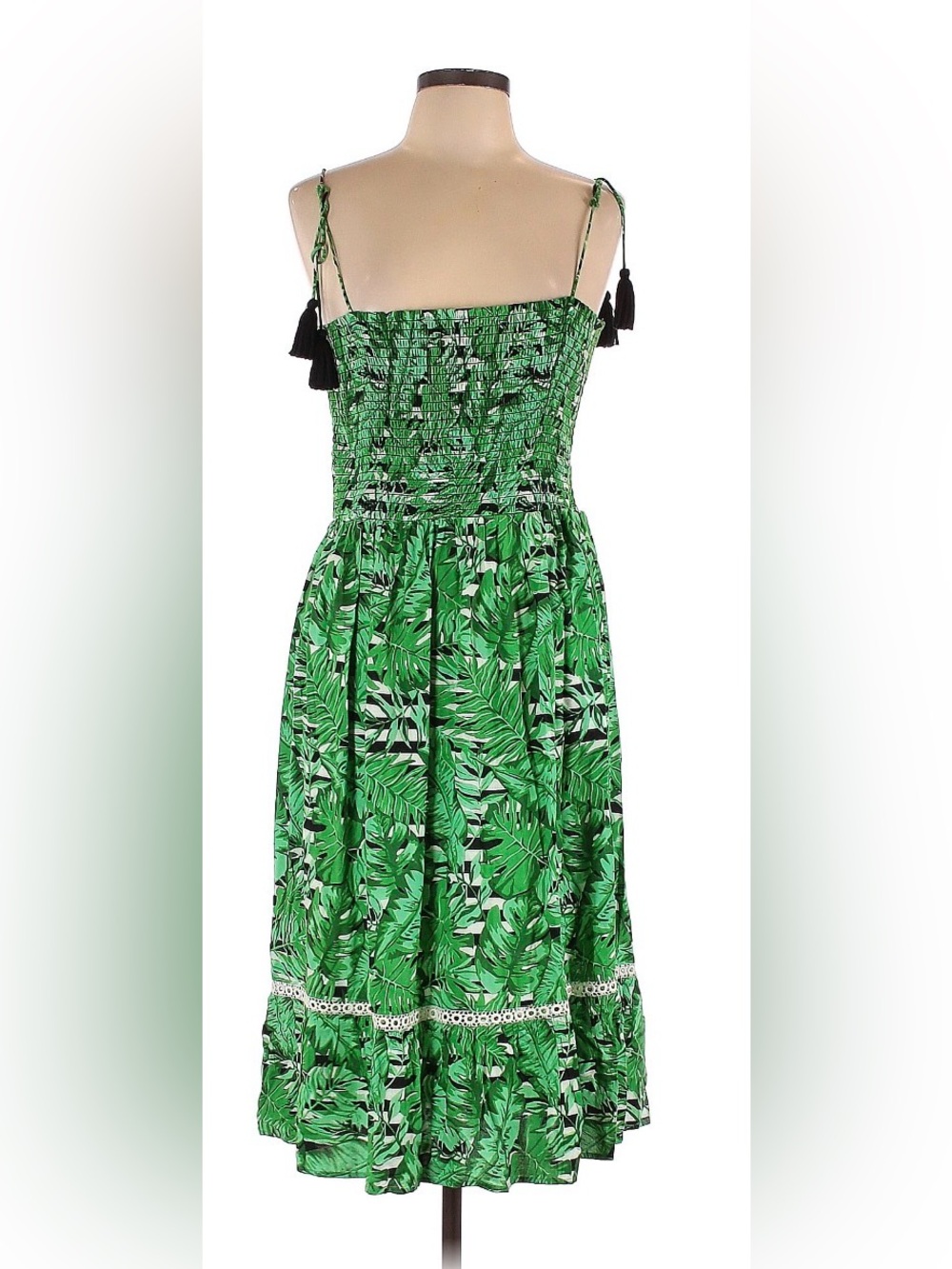 Playa Lucila
Size Large Green Tropical Midi Dress